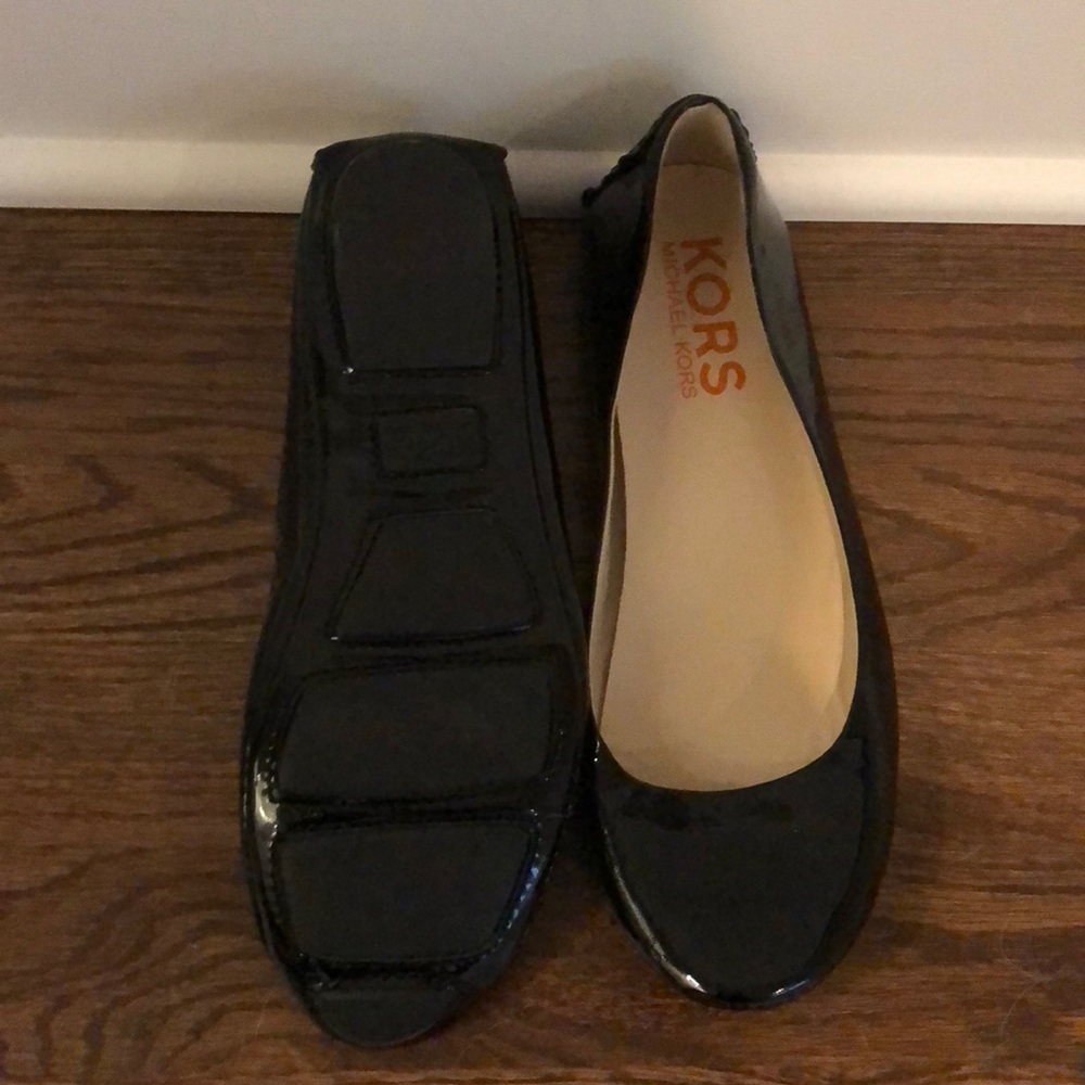 NEW: Michael Kors black patent leather flats - Picture 2 of 3
